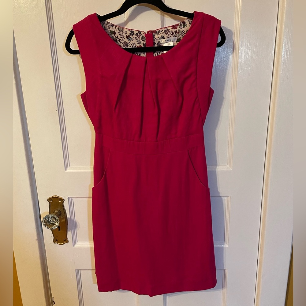 Vintage 90s Esley dress, sleeveless, magenta linen-blend, pockets. Size small.
